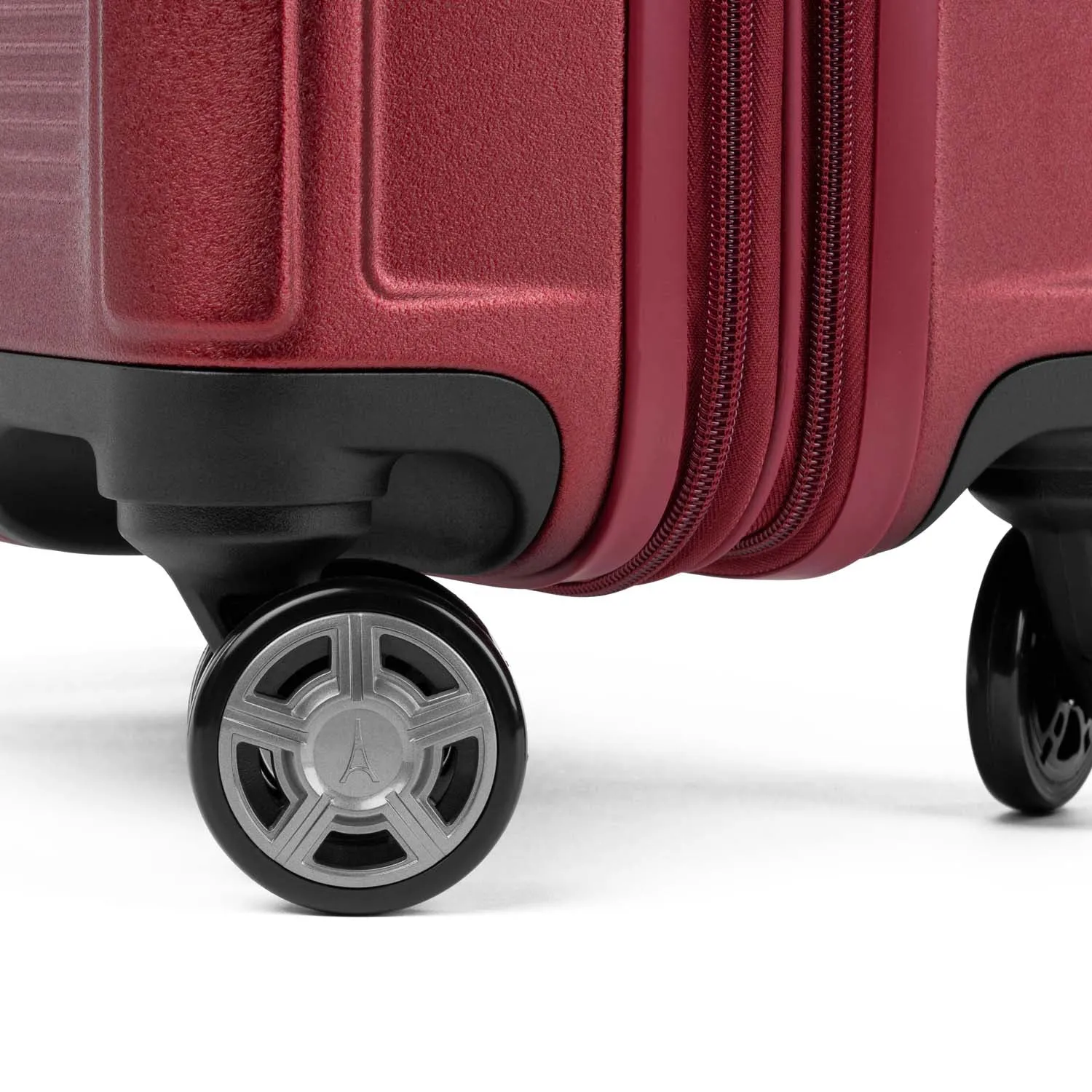 Platinum® Elite Carry-On / Medium Check-in Hardside Luggage Set
