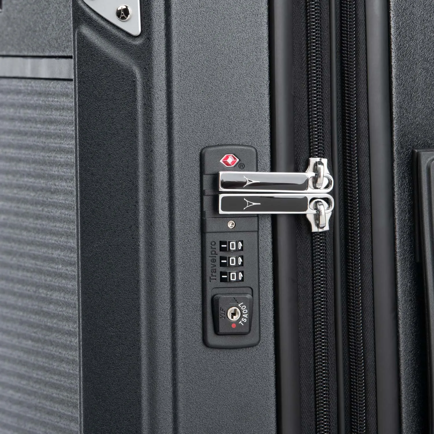 Platinum® Elite Carry-On / Medium Check-in Hardside Luggage Set