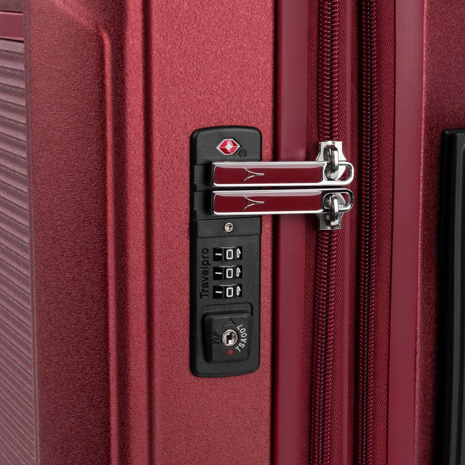 Platinum® Elite Carry-On / Medium Check-in Hardside Luggage Set