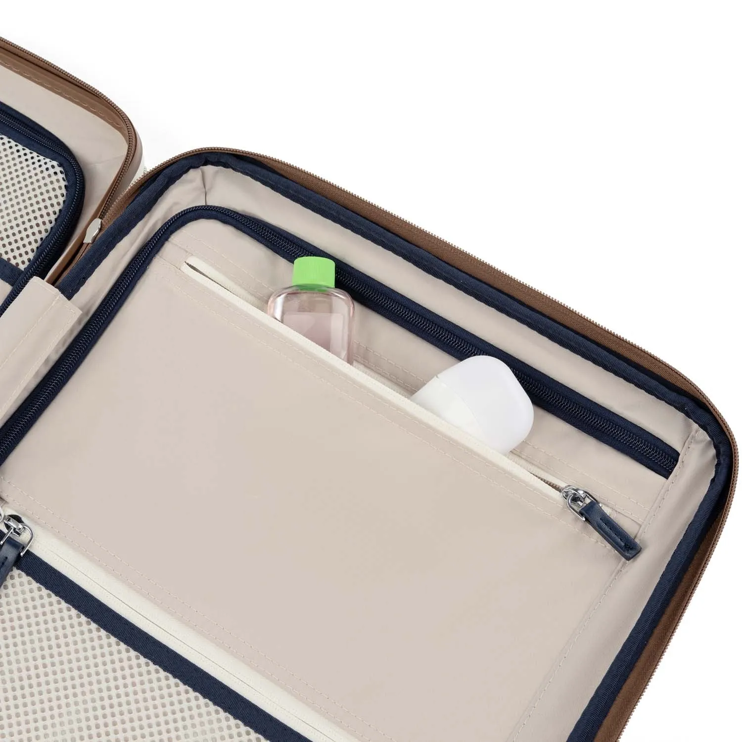 Platinum® Elite Carry-On / Medium Check-in Hardside Luggage Set