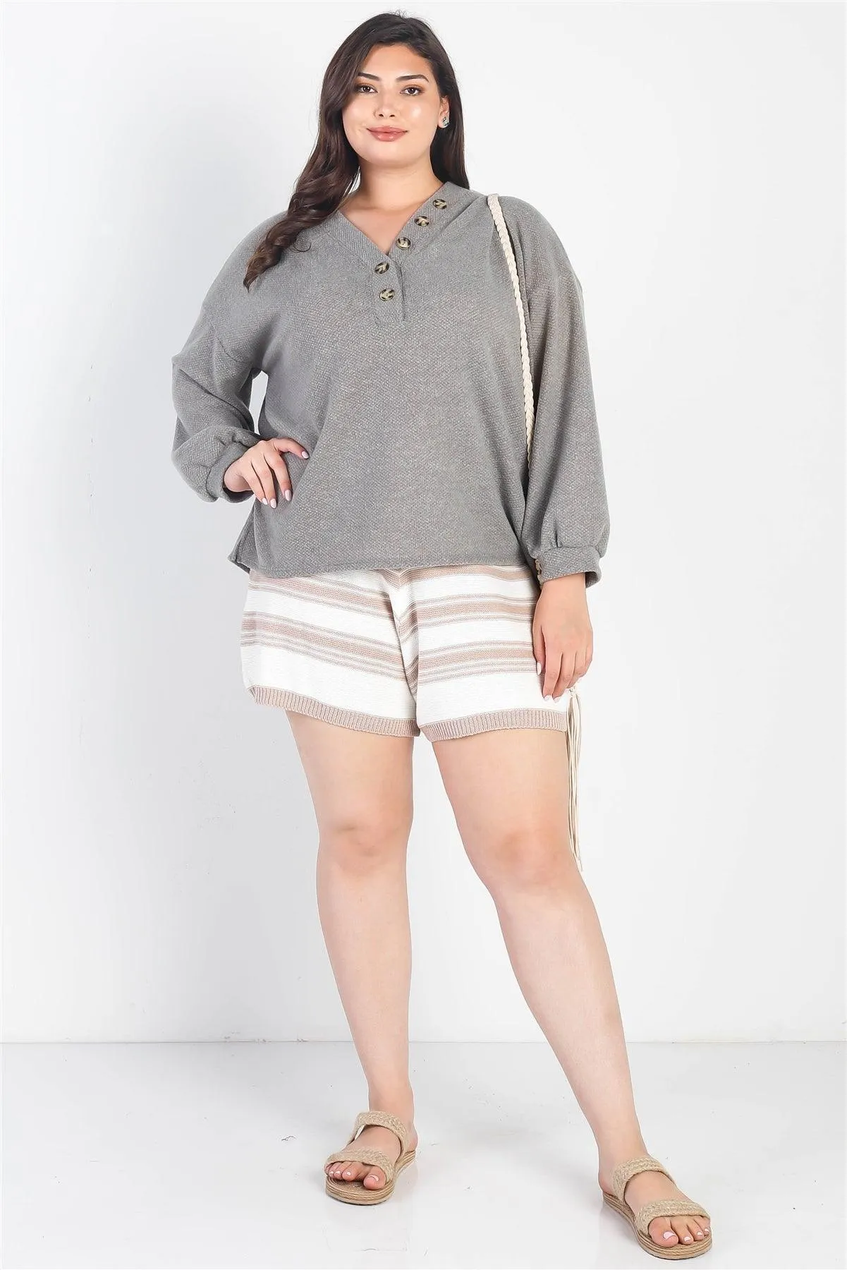 Plus Size Textured Button Long Sleeve Top /3-2-1