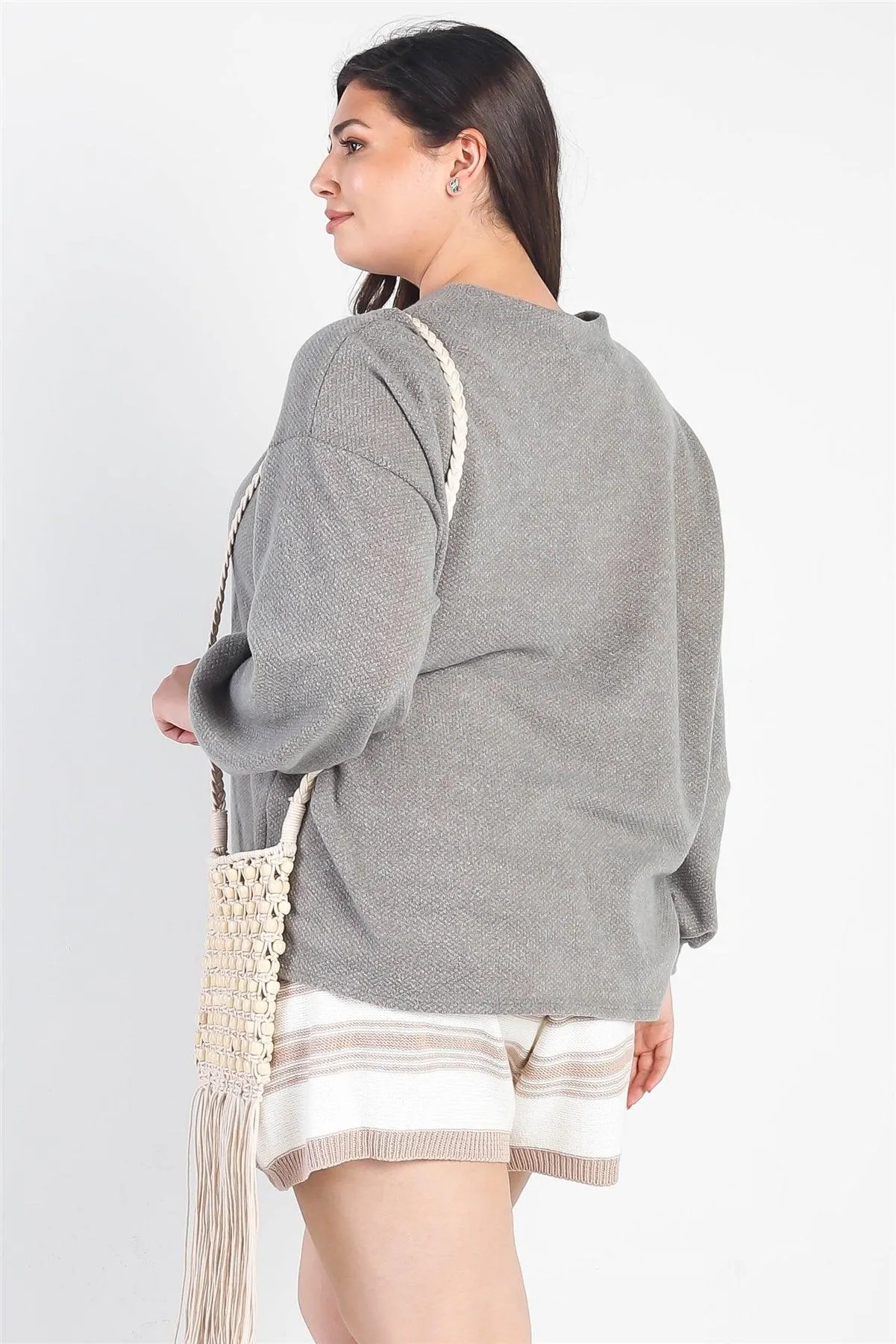 Plus Size Textured Button Long Sleeve Top /3-2-1
